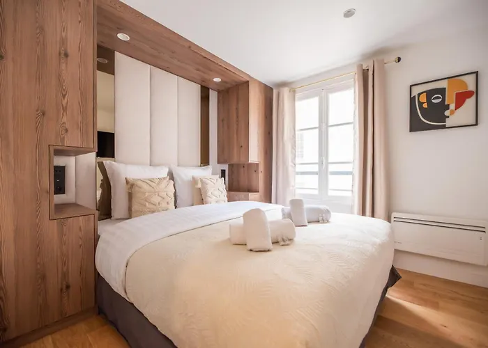 Cia - Grands Boulevards Daire